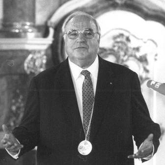 Dr. Helmut Kohl