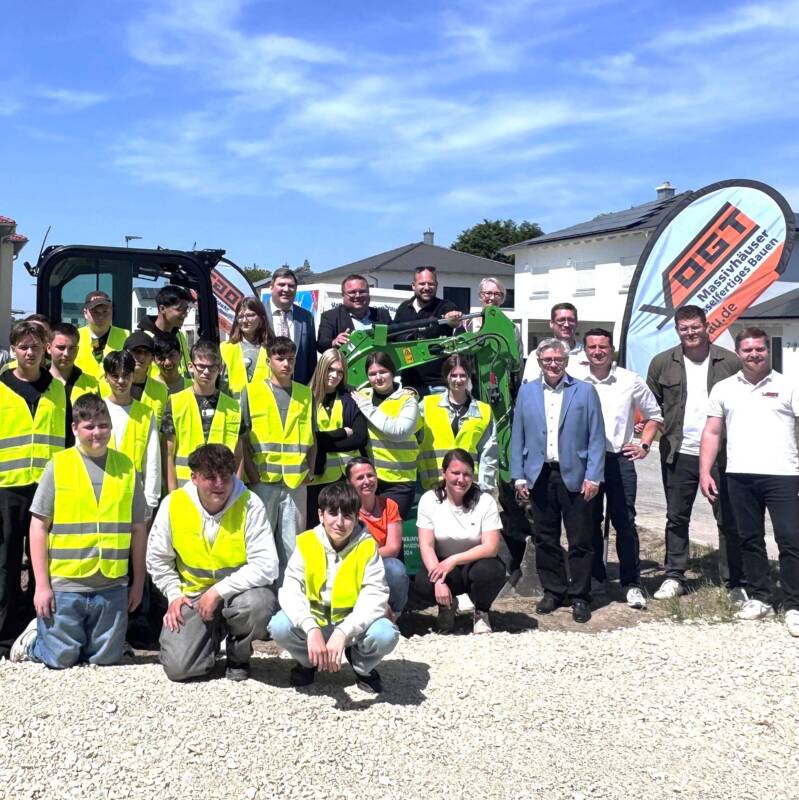 Handwerk live erleben – Projekt „Sei ein Entdecker! – Erlebe das Handwerk im Landkreis Dillingen!“ Praxisnahe Einblicke in die Berufswelt des Handwerks für rund 100 Jugendliche